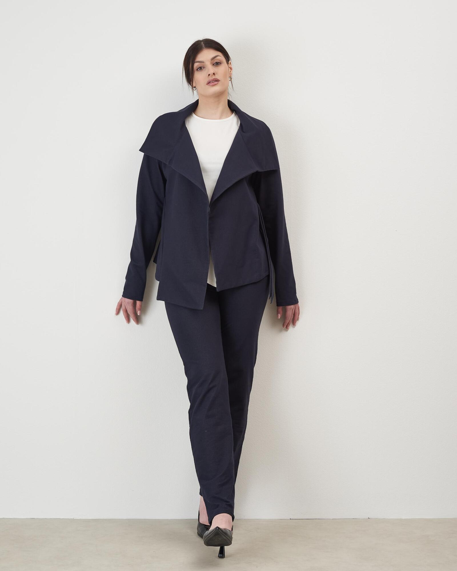 Jakna by Ana Kraš Glavna slika proizvoda