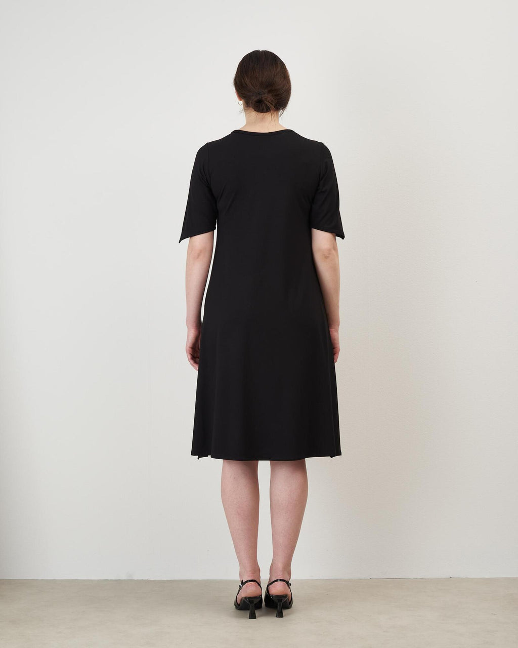 HALJINA DITA CRNO-BIJELA (1)