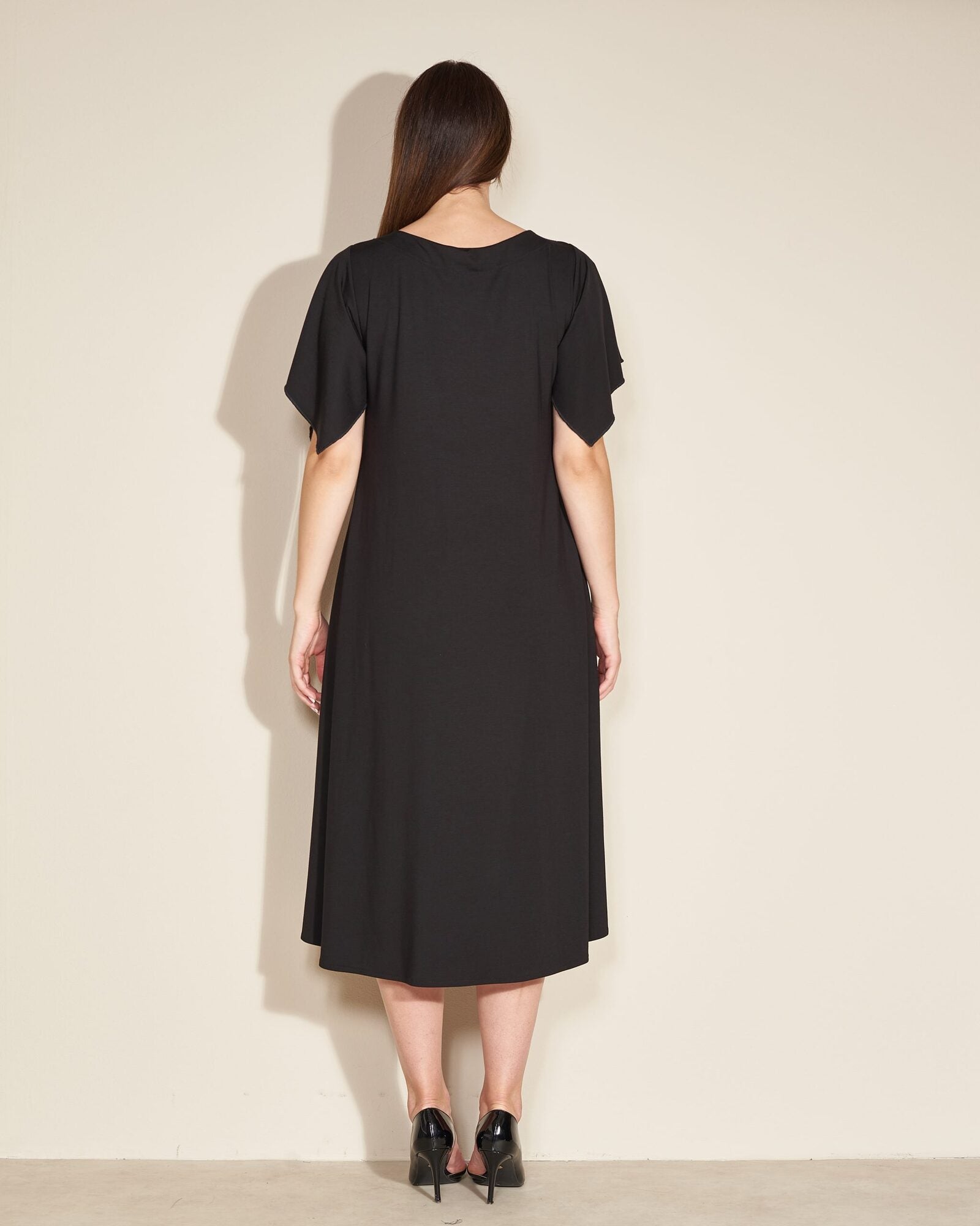 HALJINA DARIA CRNA (1)