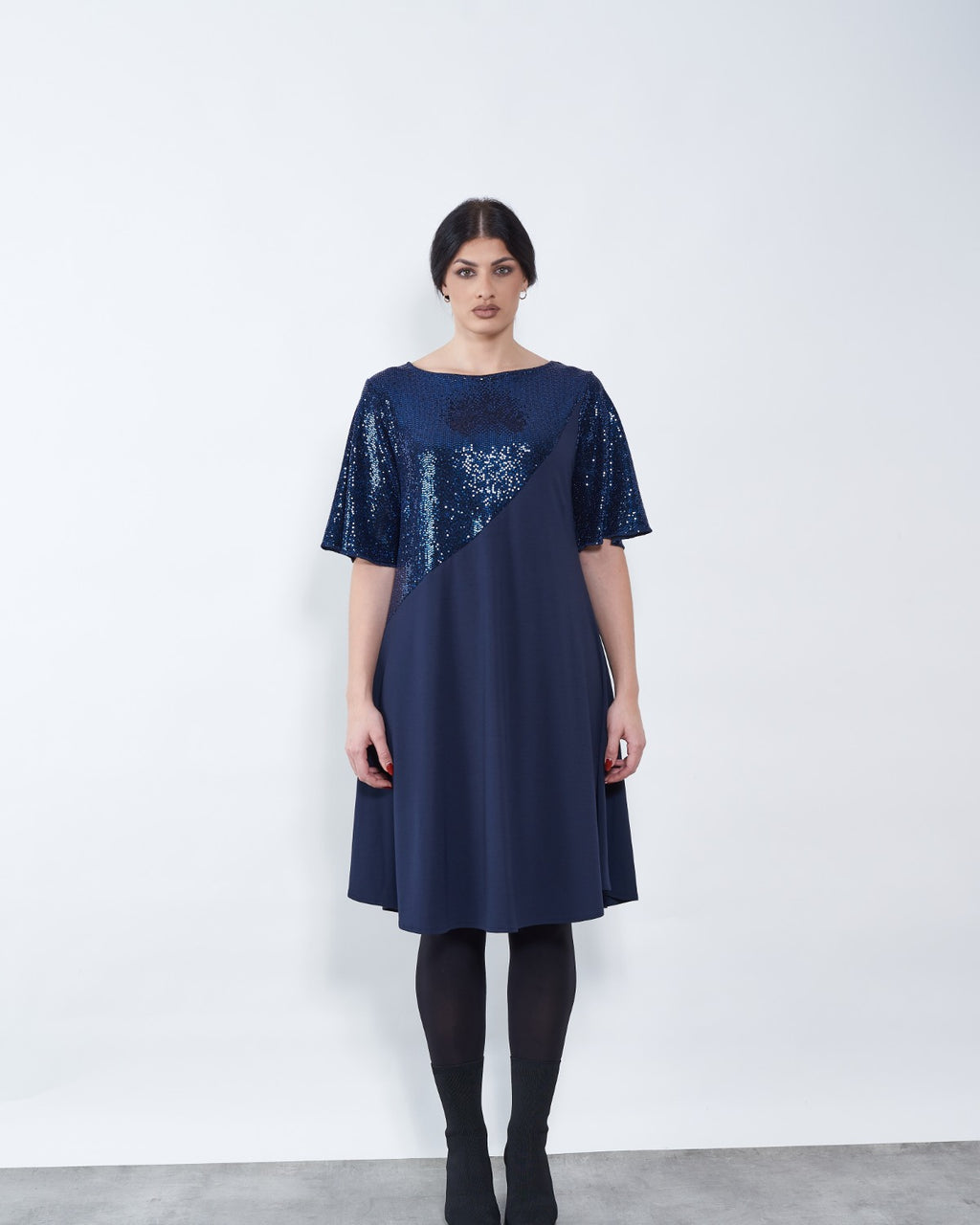 HALJINA DARIA PLAVA ŠLJOKA (4)