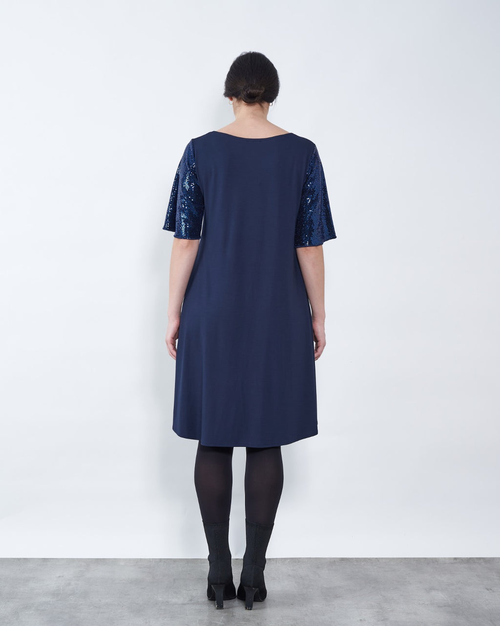 HALJINA DARIA PLAVA ŠLJOKA (5)