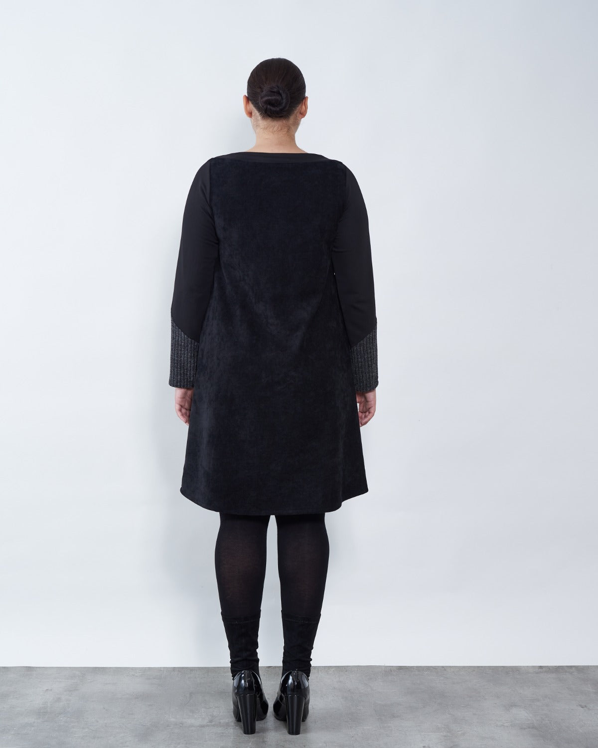 H.BILI BLACK (5)