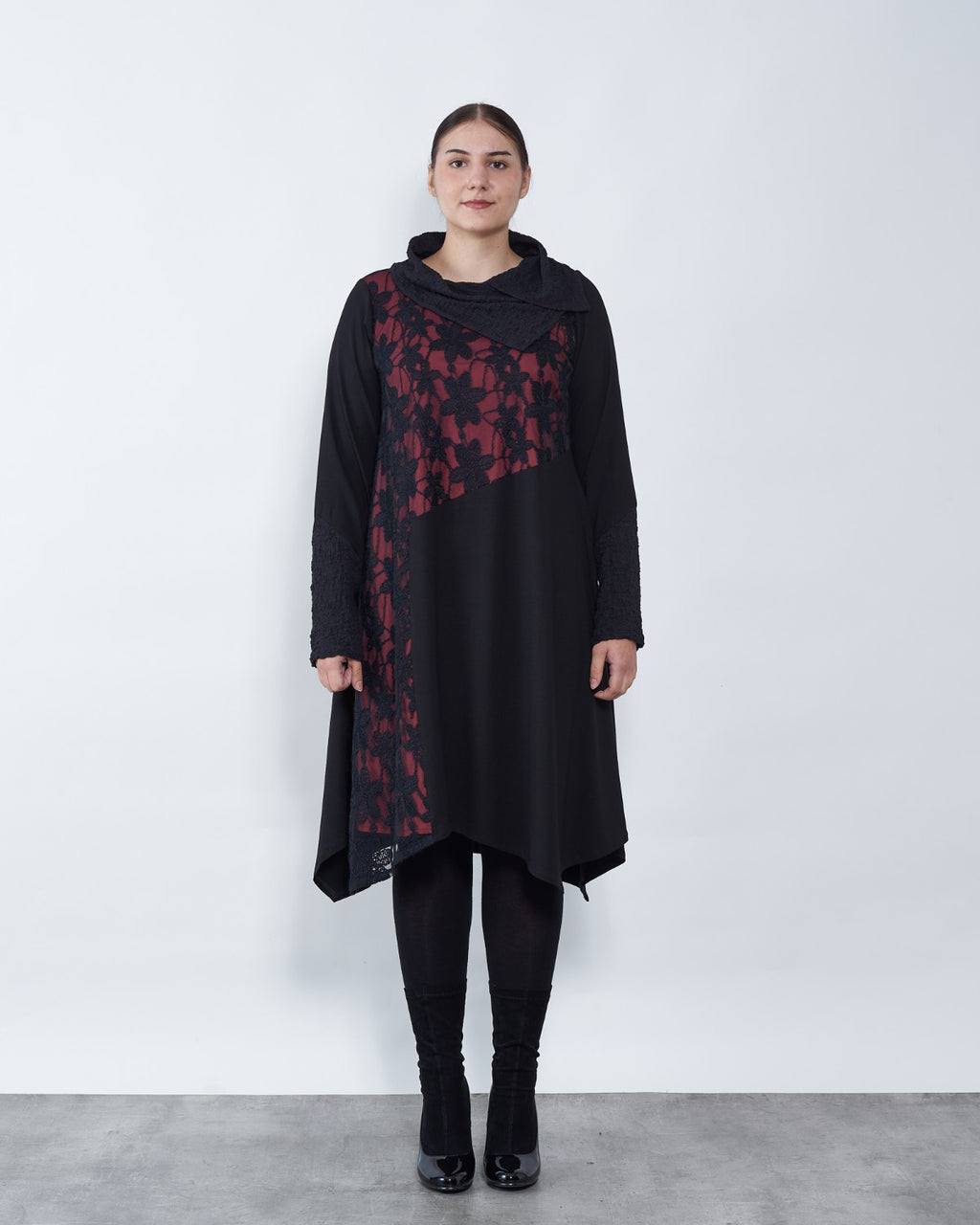 HALJINA ELA (2)