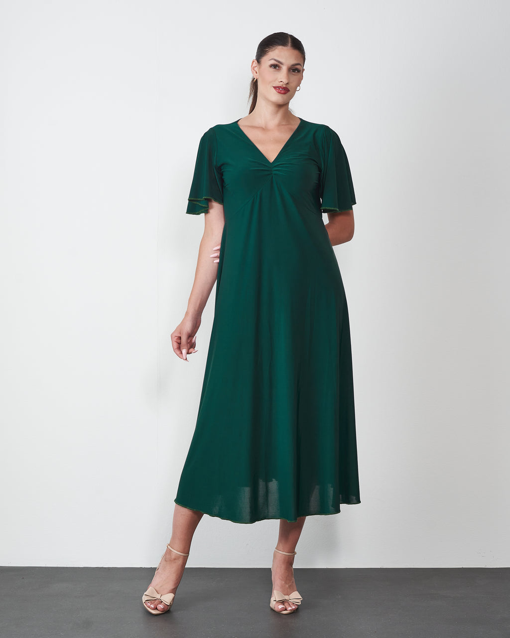 HALJINA ANI EMERALD