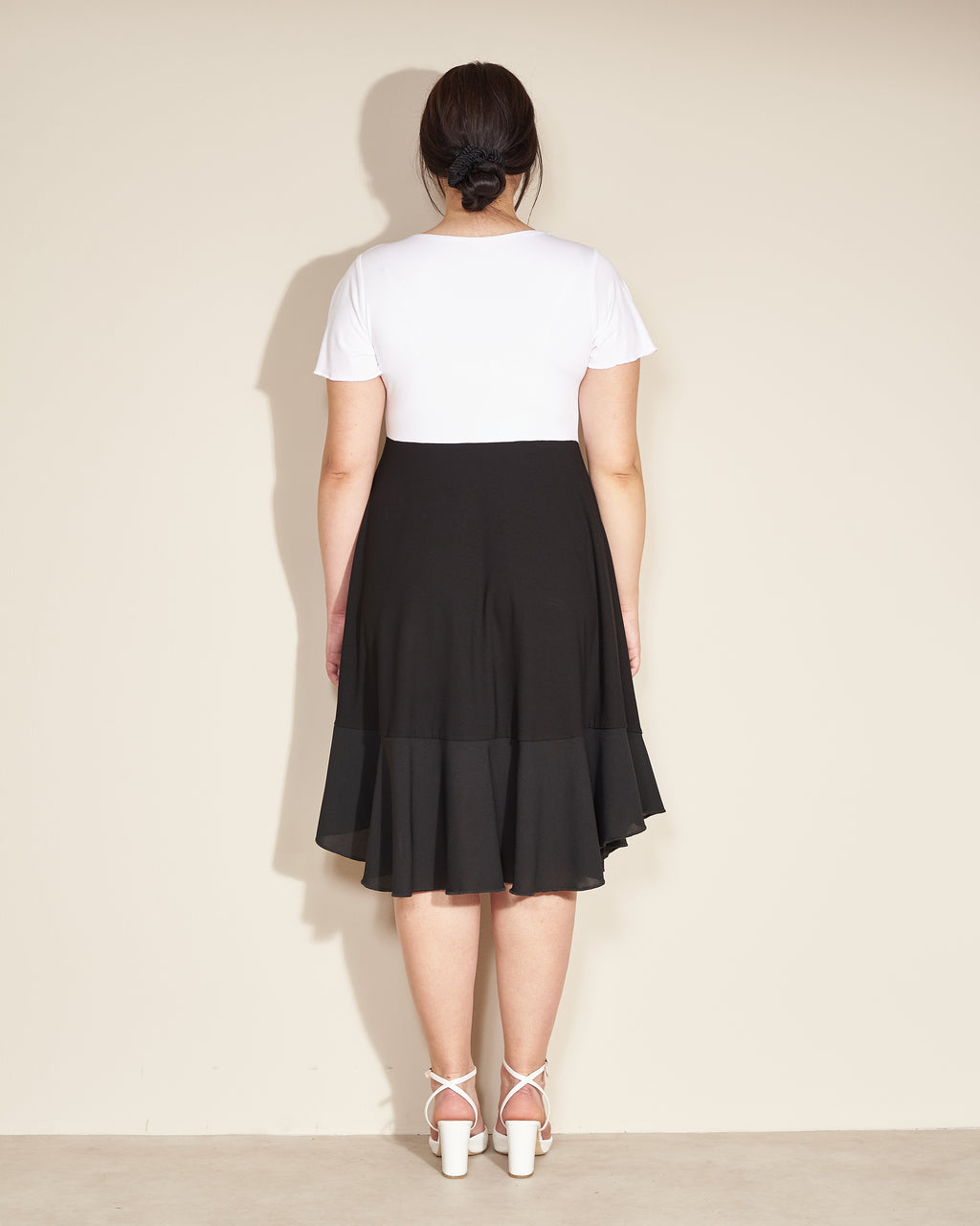 HALJINA ARETA CRNO-BIJELA