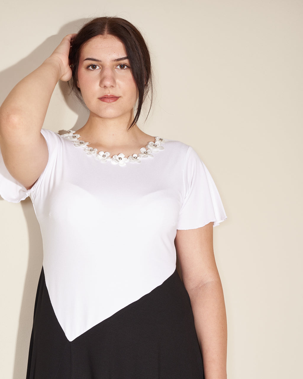 HALJINA ARETA CRNO-BIJELA