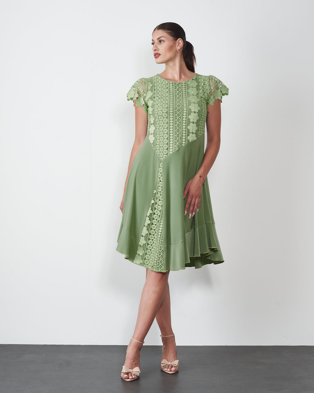 HALJINA ARETA MINT