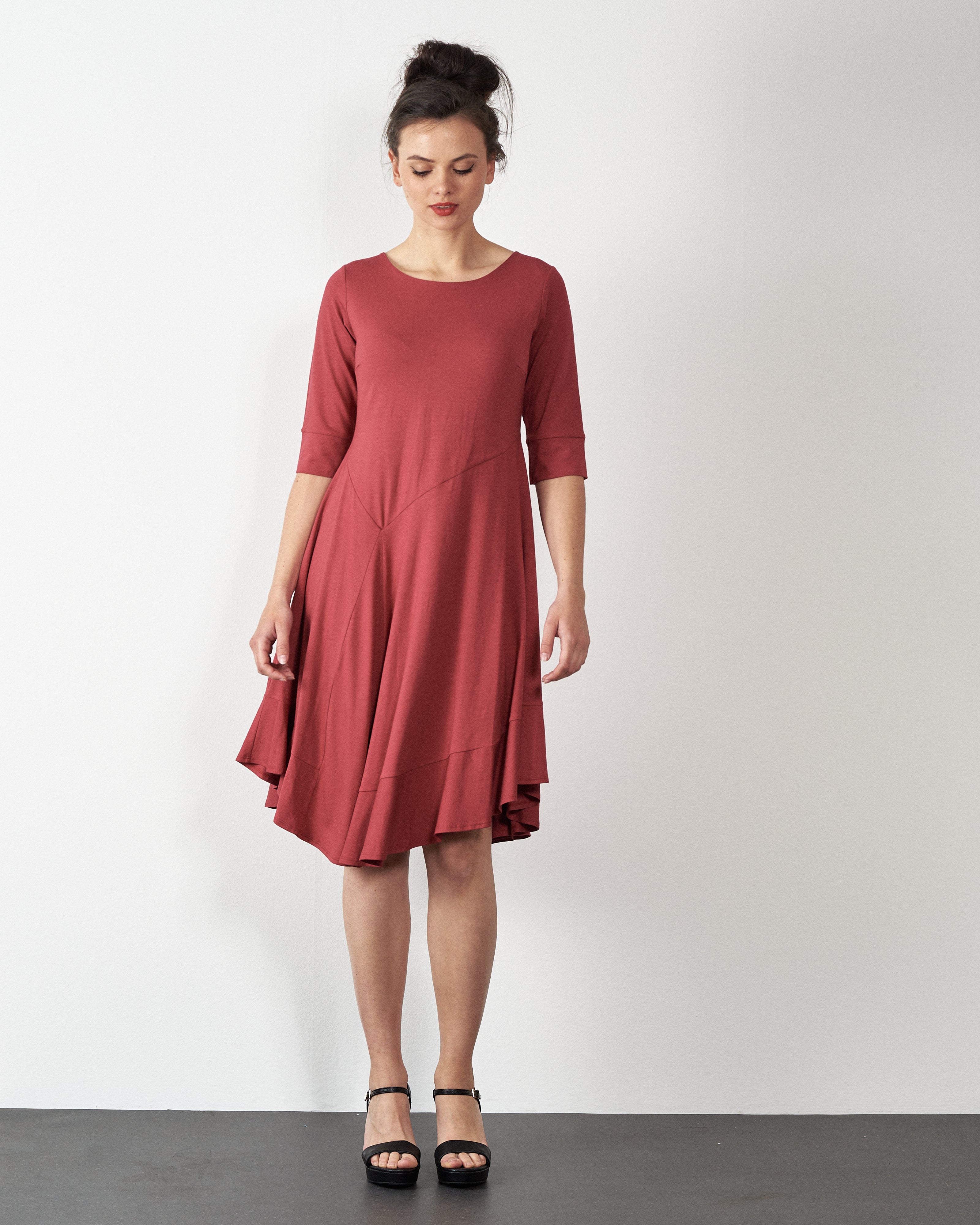 HALJINA ARETA KRATKA CRVENA Glavna slika proizvoda