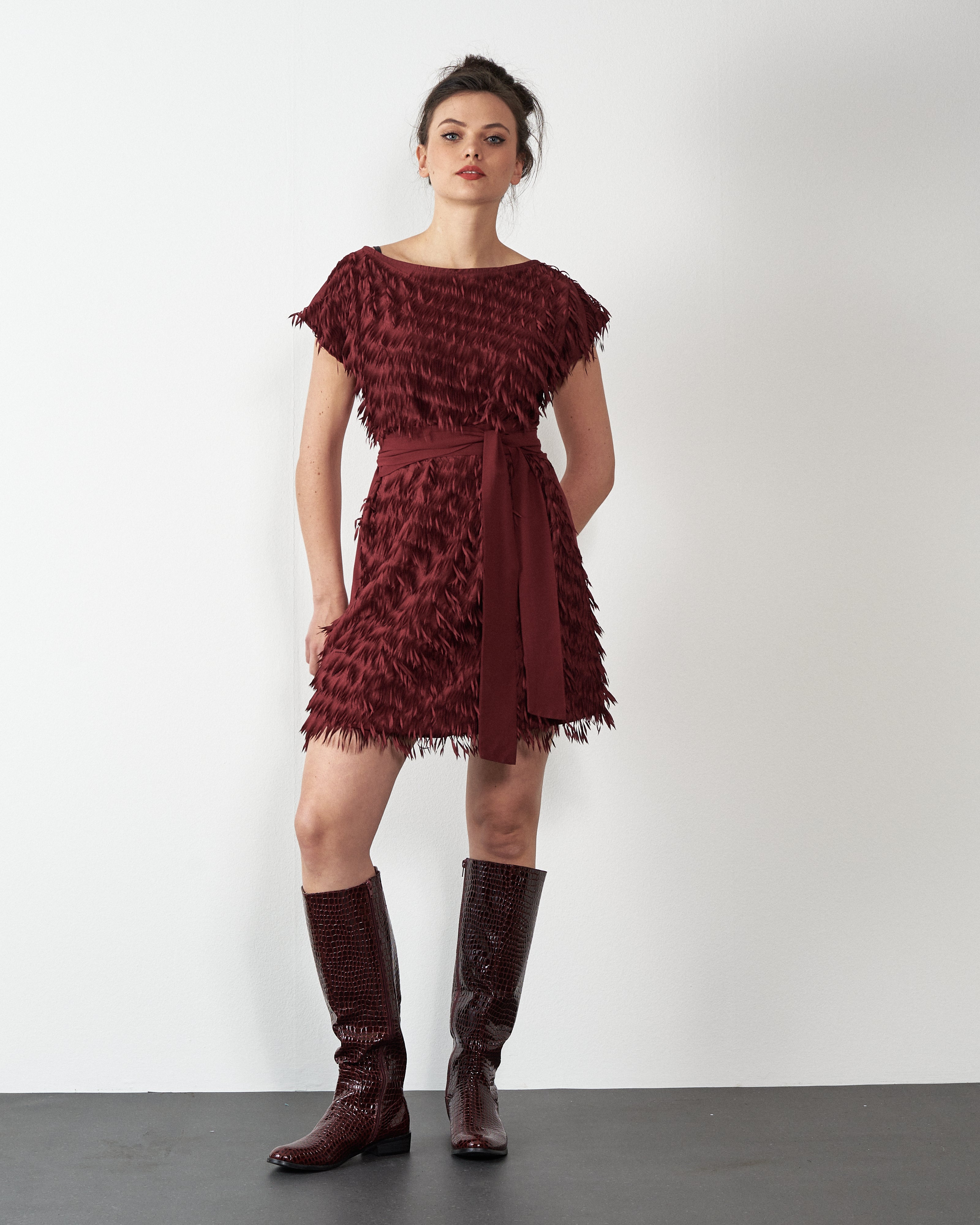 HALJINA ANET BORDO