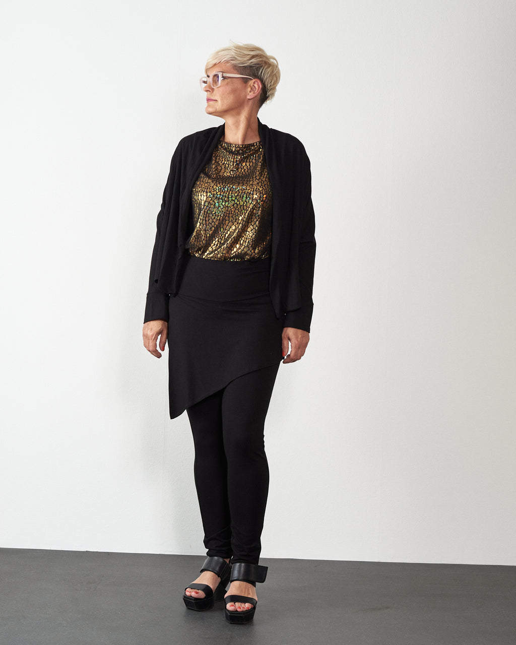 JAKNA MINA CRNA