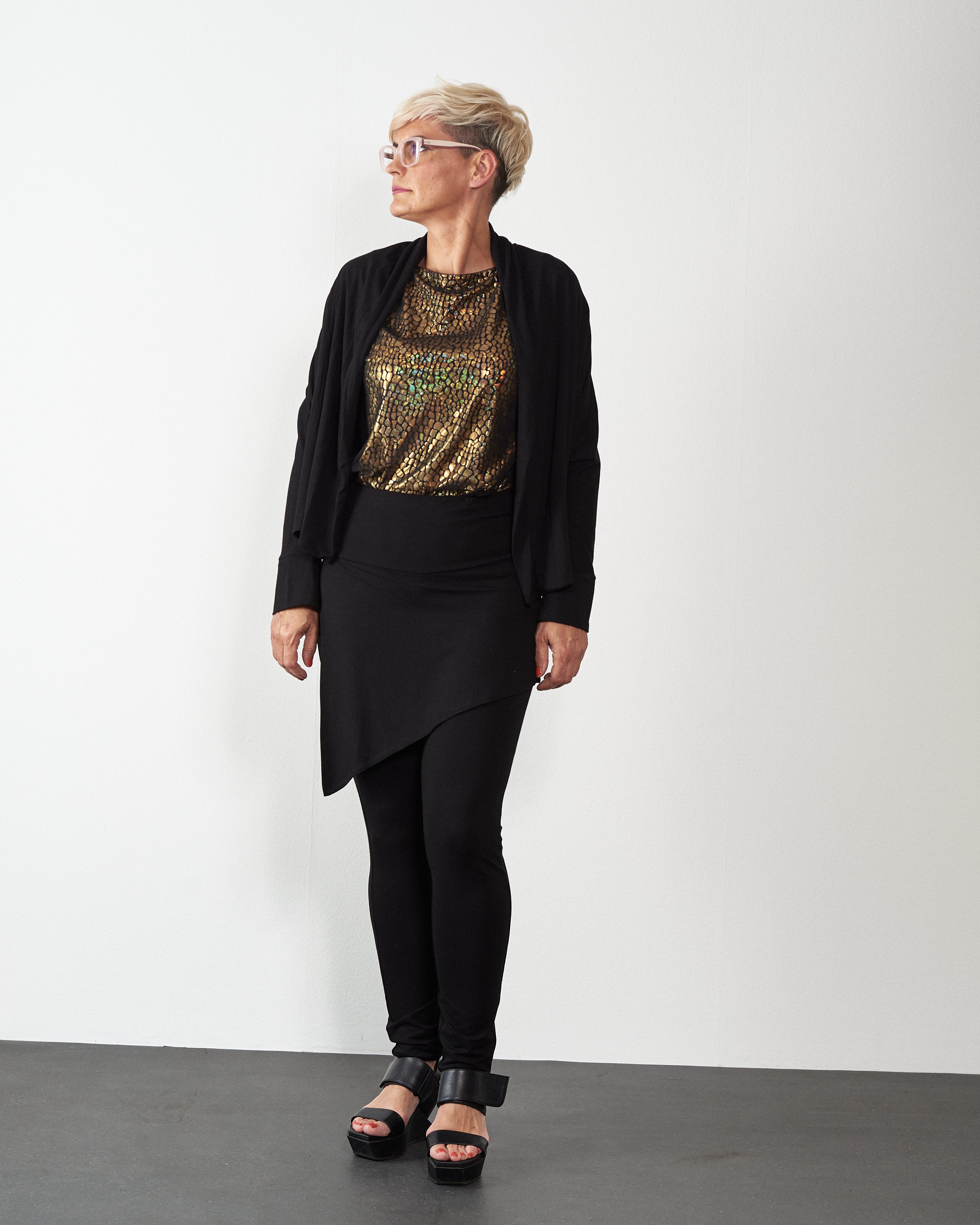 JAKNA MINA CRNA