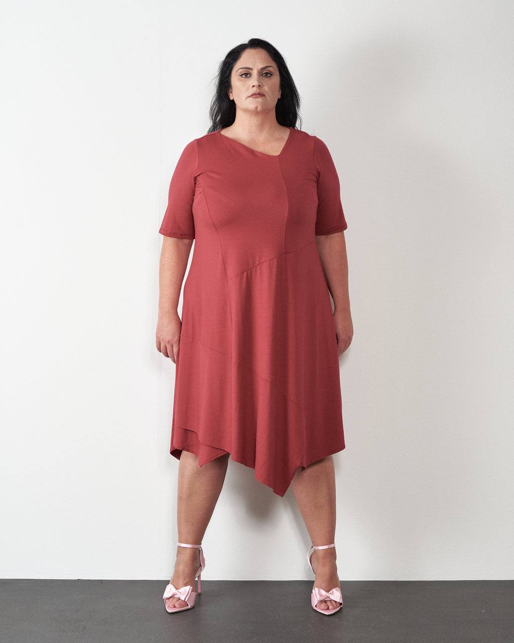 HALJINA VANJA RED