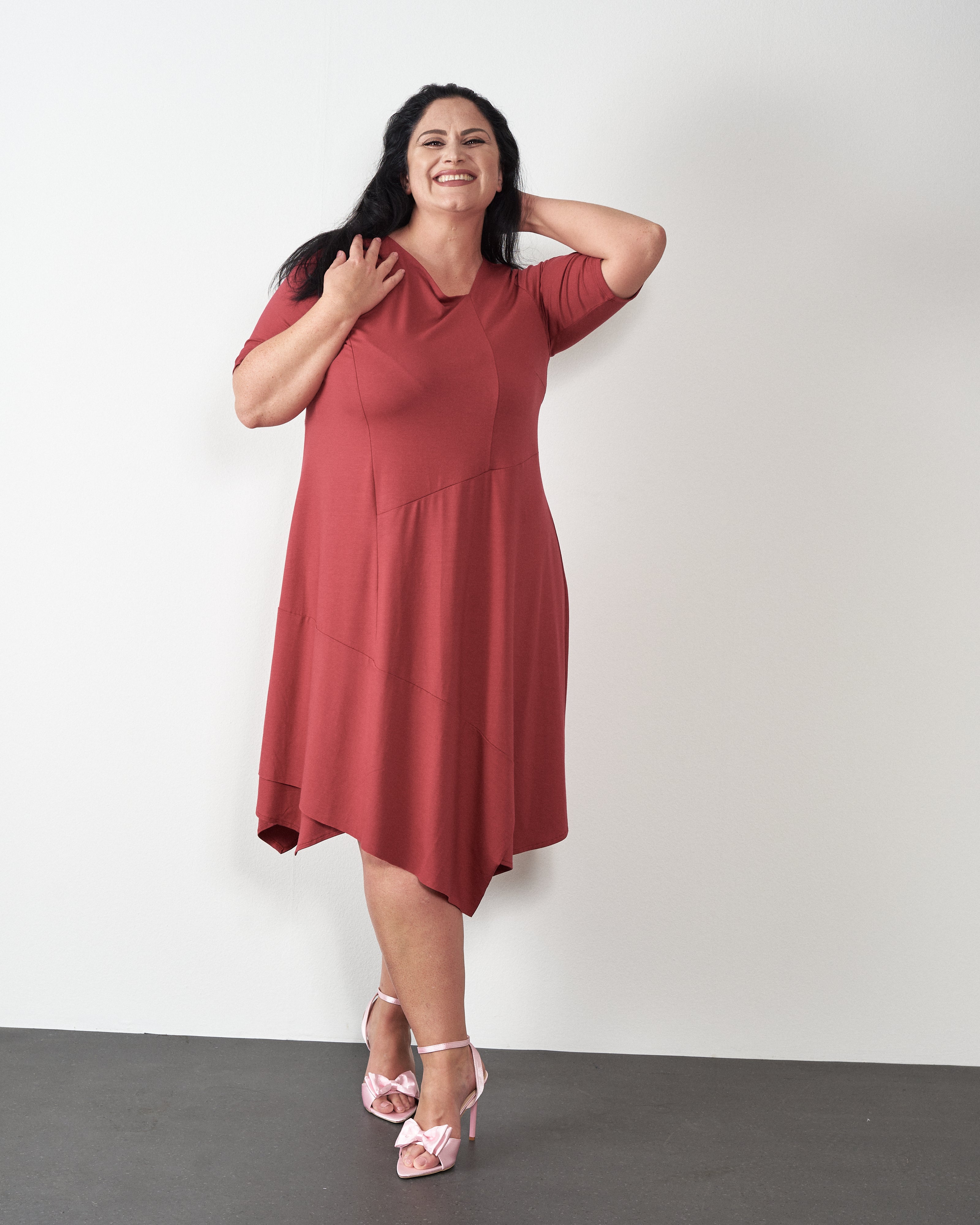 HALJINA VANJA RED