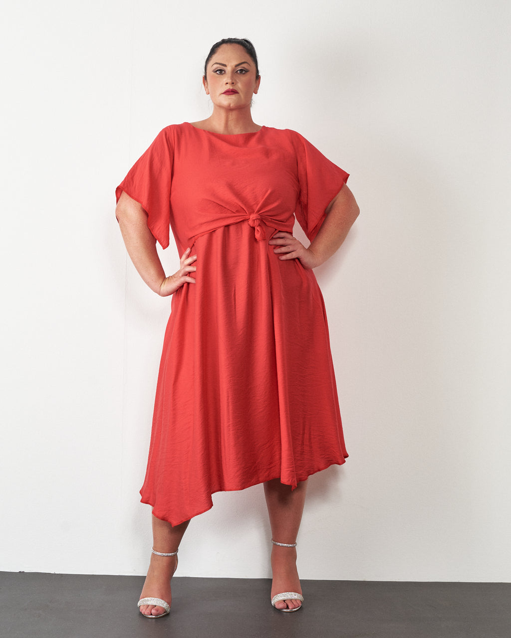 HALJINA NAIA RED