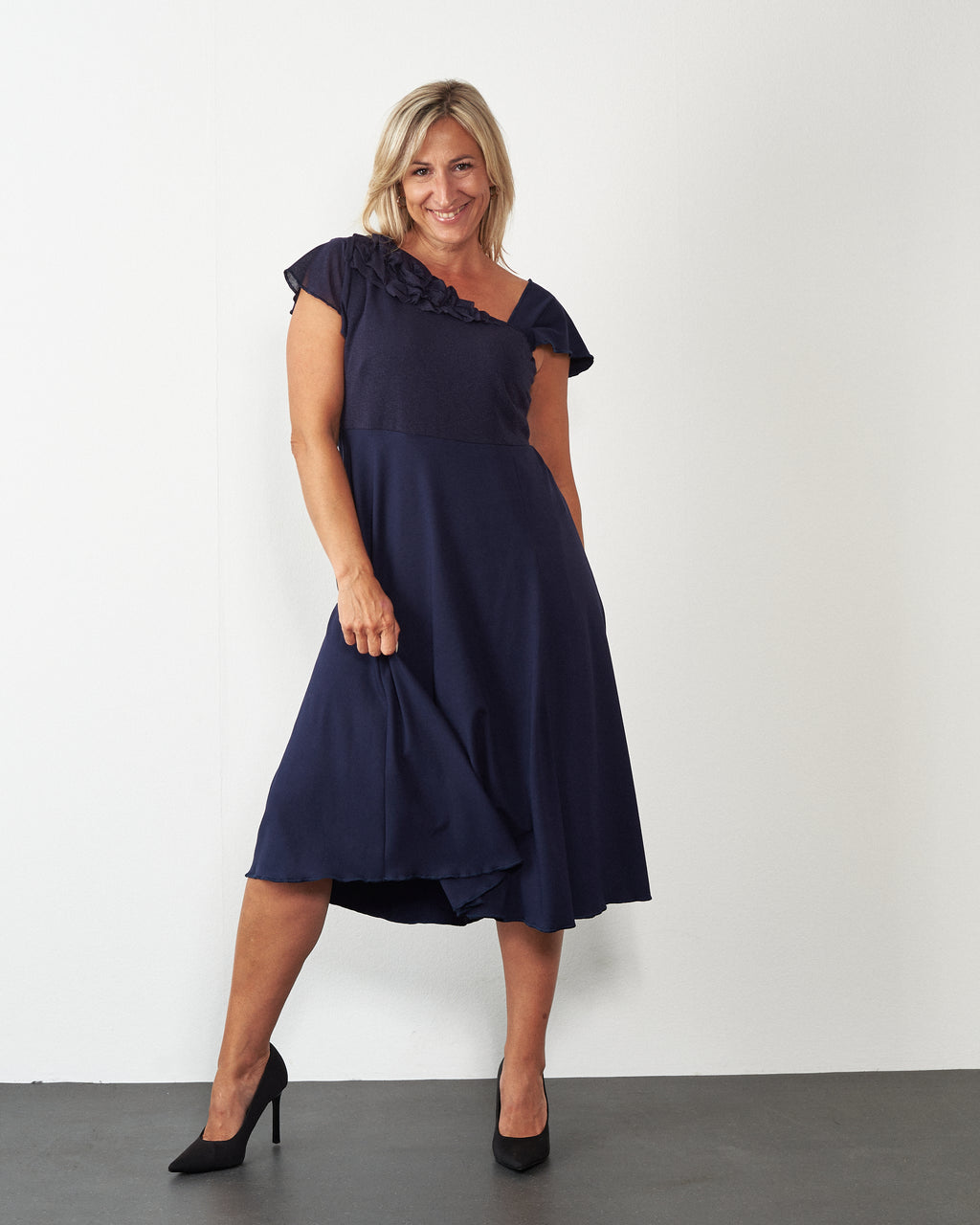 HALJINA MEGI BLUE