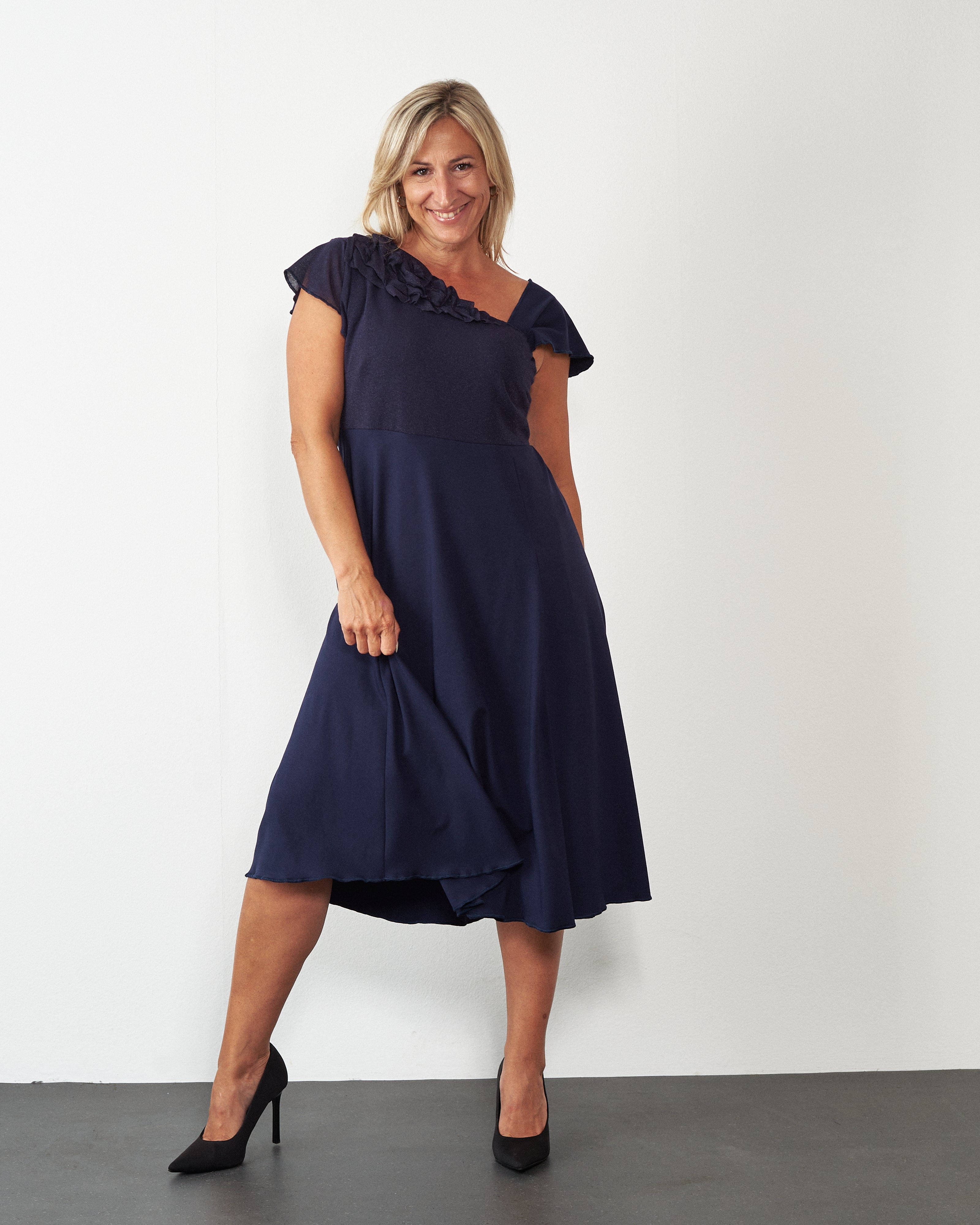 HALJINA MEGI BLUE