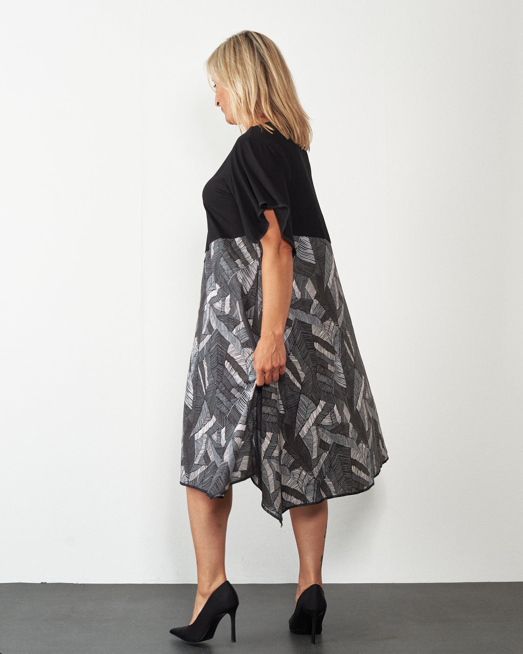 HALJINA AGATA GREY