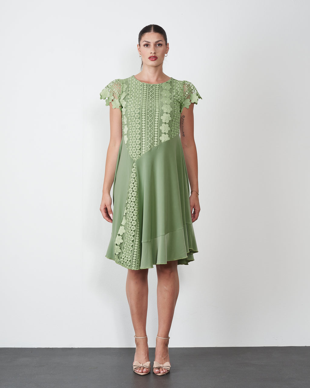 HALJINA ARETA MINT