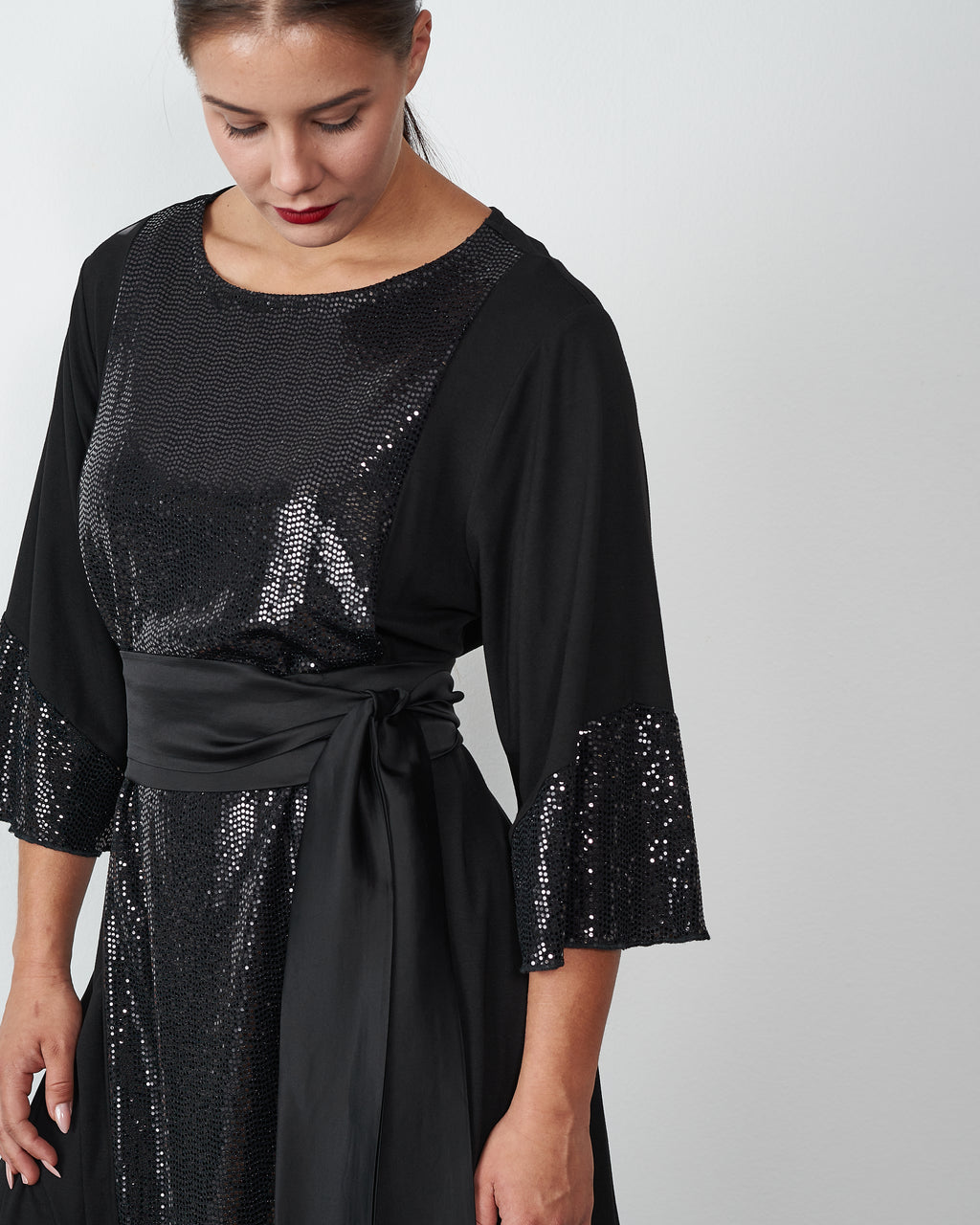 HALJINA DIVA BLACK