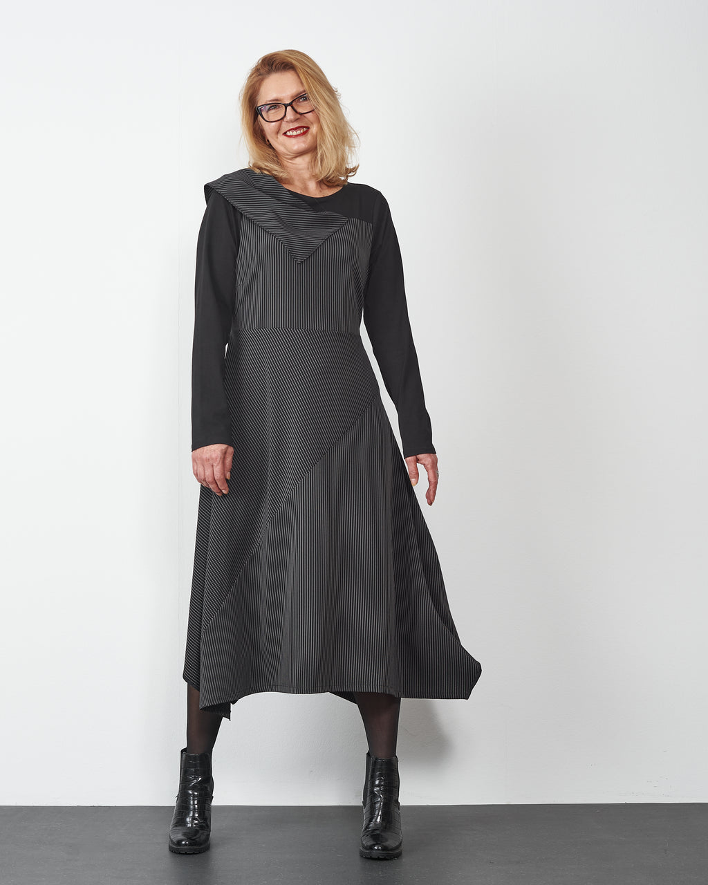 HALJINA RINIA
