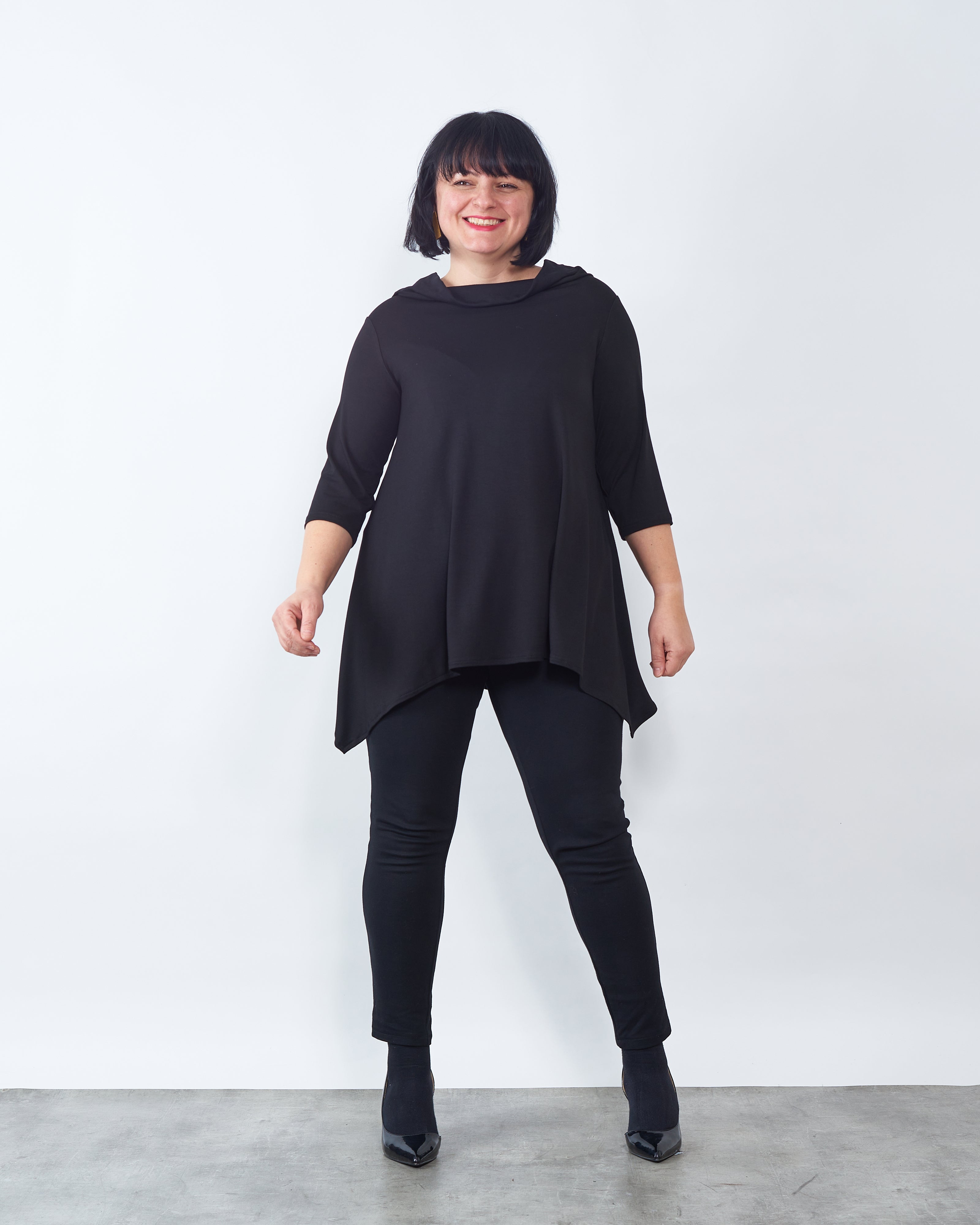 TUNIKA MERI CRNA Glavna slika proizvoda