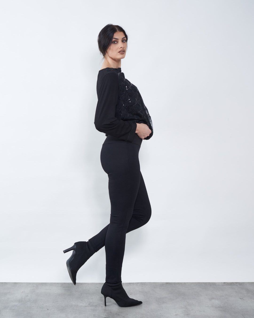 HLAČE ANA CRNE - Slika 4