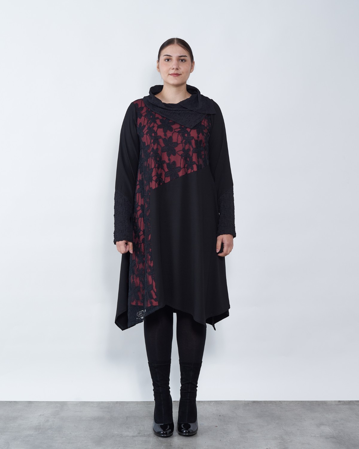 HALJINA ELA - Slika 2