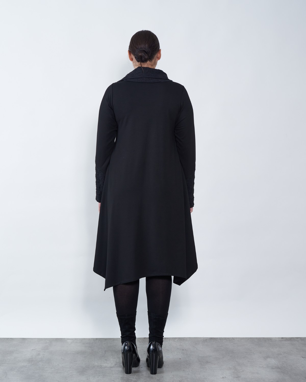 HALJINA ELA - Slika 6